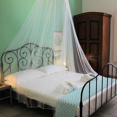 Li Perrini Boutique B&B Acquarica Room photo